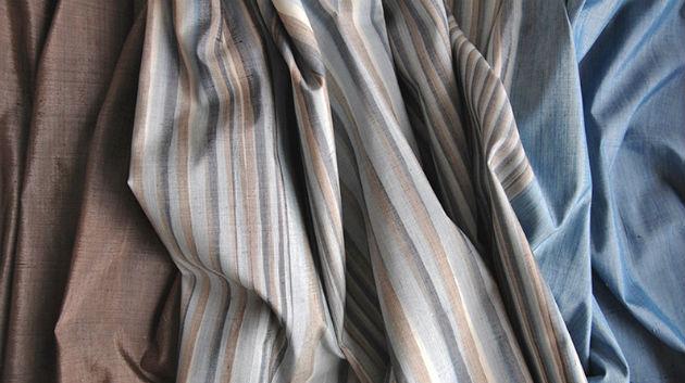 Hand-woven silk and cotton fabric dyed with natural pigments (photo: author’s archive)