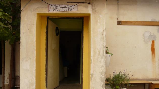 Magický recyklační dvorek v Altajské končí
