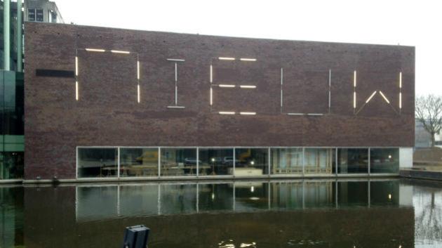 Het Nieuwe Instituut pořádá výstavy, přednášky, realizuje výzkum a vývoj.