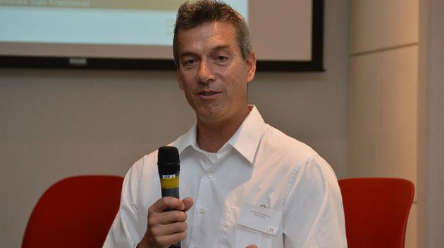 Christian Häuselmann, spoluzakladatel a hlavní organizátor konference, je švýcarský ekonom s dvacetiletou zkušeností, zabývající se inovacemi v  Cleantech Group, jež podporuje investice v oblasti udržitelného rozvoje. (foto: Flickr, 2013, swissnex SF)