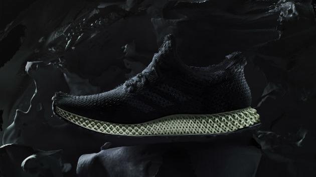 Adidas se inspiroval od Terminátora. Nové boty rostou před očima