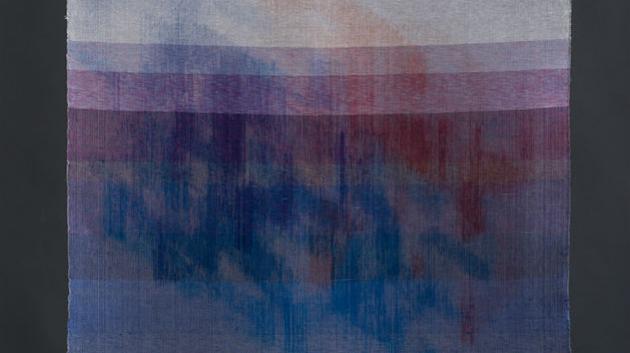 Malovaná a ručně tkaná tapiserie (foto: Gabriel Urbánek)