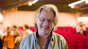 Zítřek vyrůstá z odpadu dneška, píše Bruce Sterling ve své knize Vytváření věcí. Autor věří, že designéři a data mohou zachránit svět
